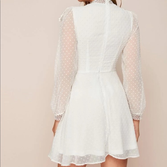 Lace Trim Swiss Dot Overlay White Dress SIZE: M - Picture 6 of 6